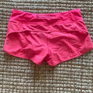 lululemon speed short - boomjuice(hot pink)
